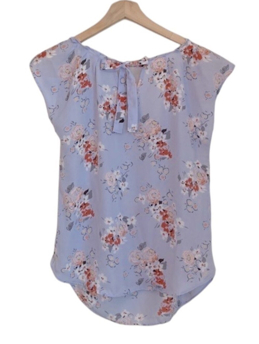 NWOT | Lauren Conrad | Pleated Scoop Neckline w|bow Accent
